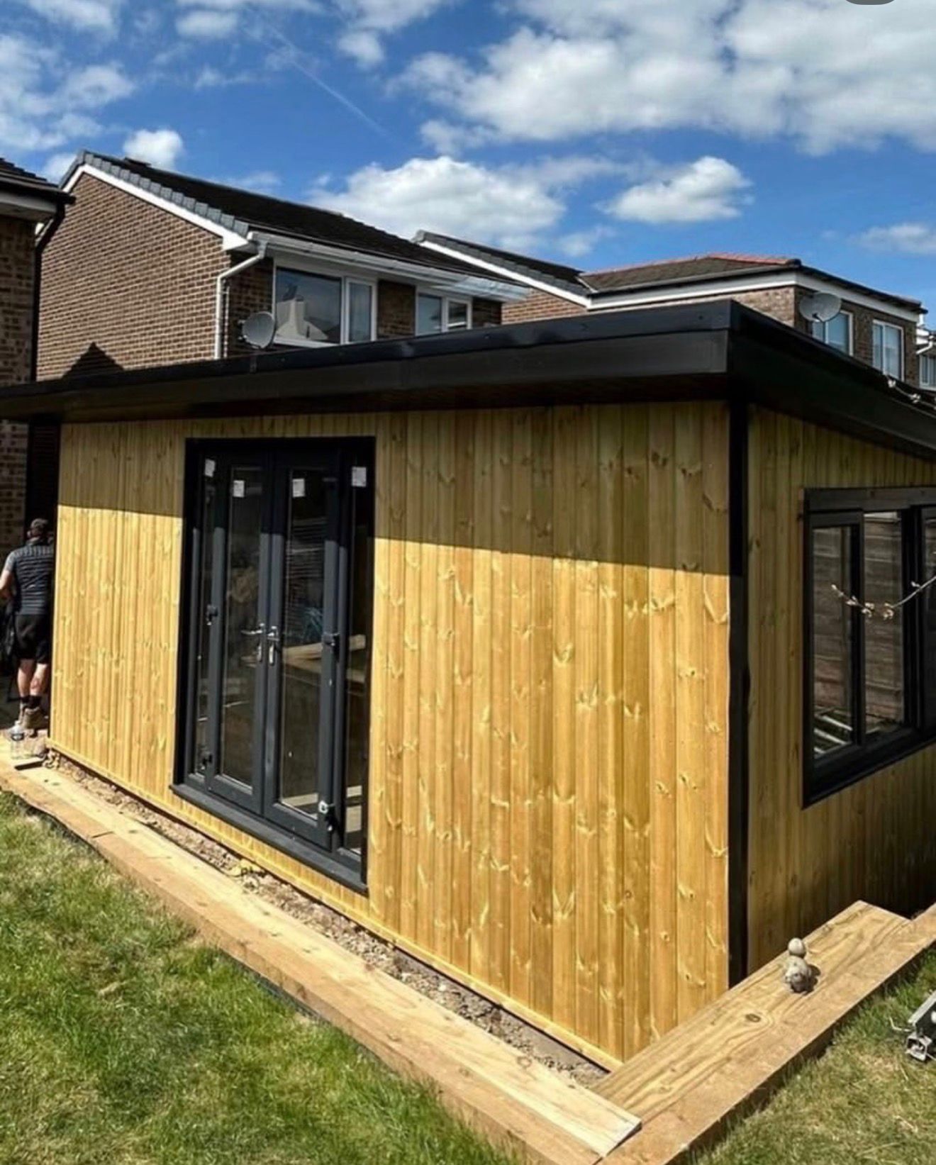 Insulated SIP-panel garden studio with rubber roof, plastered internally, by Ridgeline Carpentry